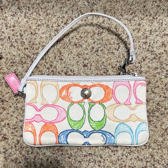 Coach (2) Tumi Brown (1) and Nanette Lepore (1) Wristlets - All four - Picture 4 of 5